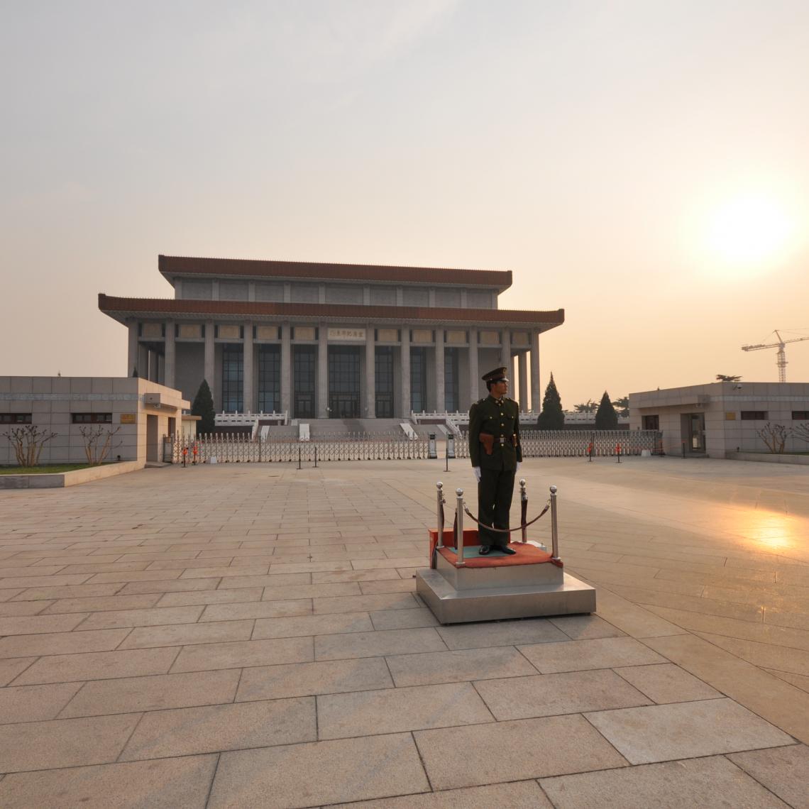 Gigi 1 Mao's Mausoleum on Tiananmen Square_ by Jorge Láscar at Flickr.jpg